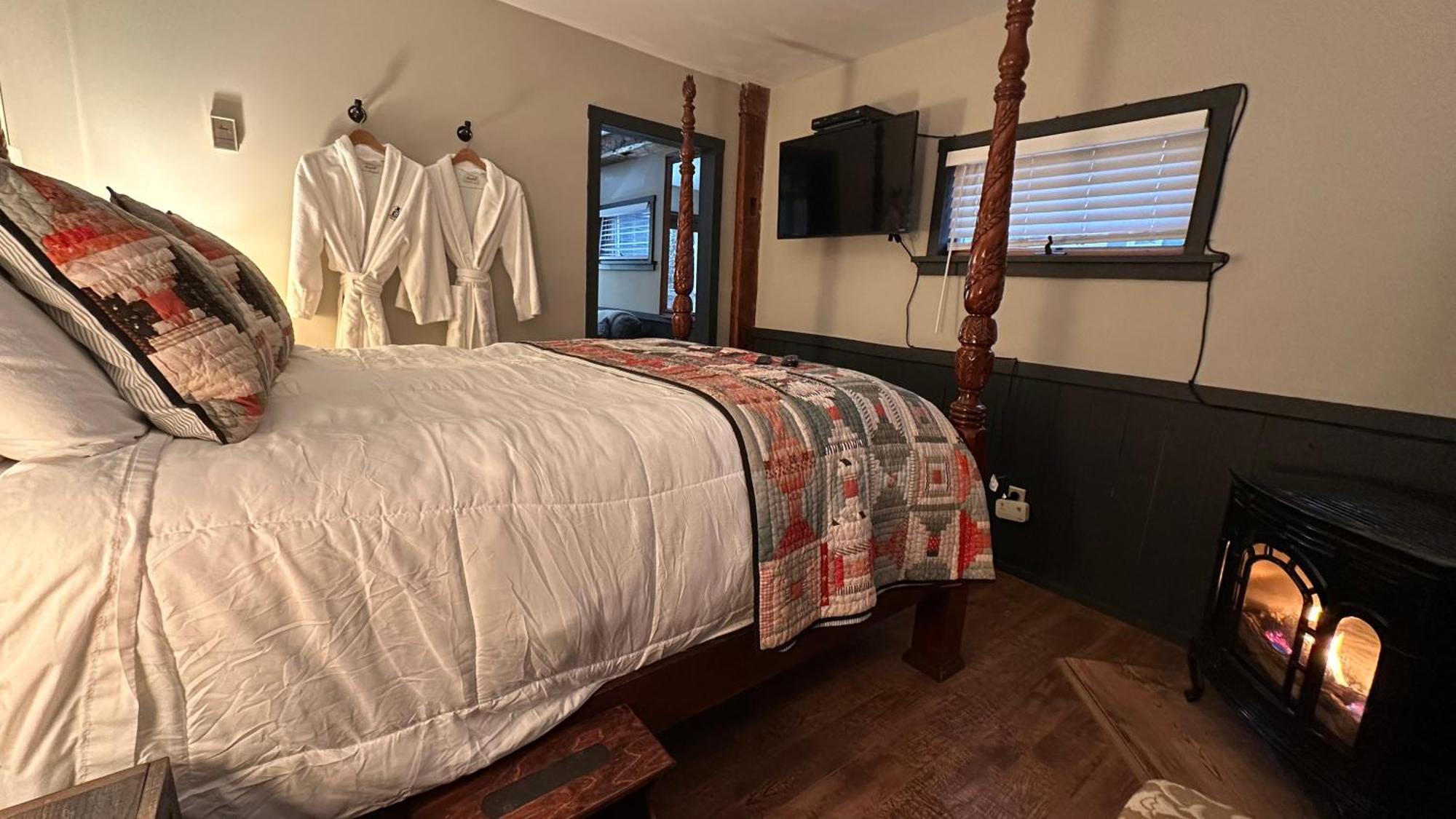 Phineas Swann Inn & Spa Montgomery Center Екстер'єр фото